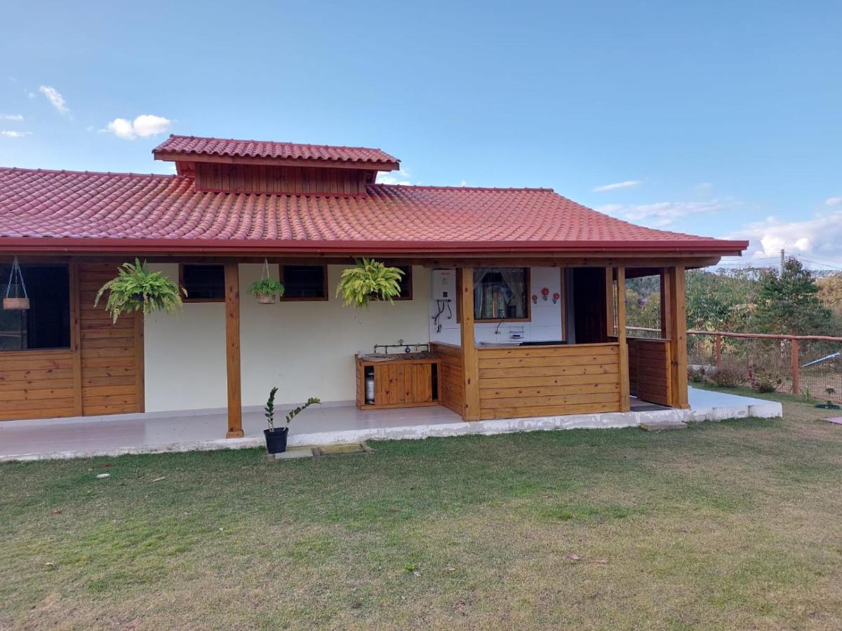 Chale Vale Do Luar Villa Domingos Martins Exterior photo